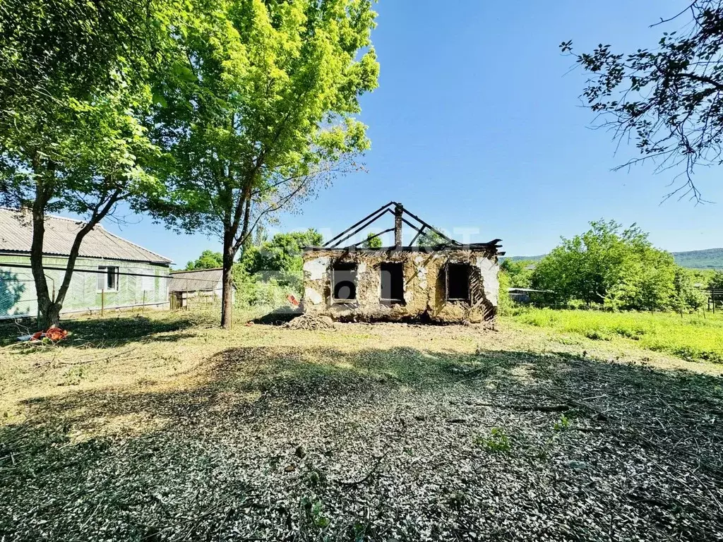 Участок в Краснодарский край, Апшеронск ул. Ломоносова, 2 (27.0 сот.) - Фото 0