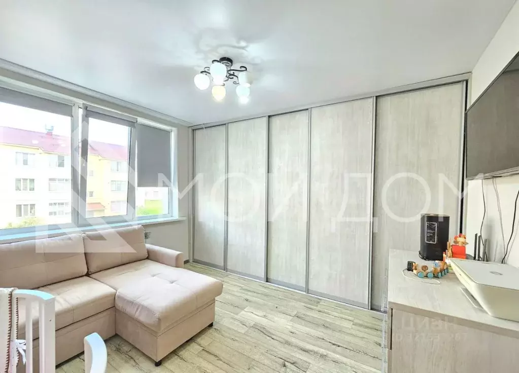 1-к кв. Сахалинская область, Южно-Сахалинск ул. Крымская, 10 (37.9 м) - Фото 1