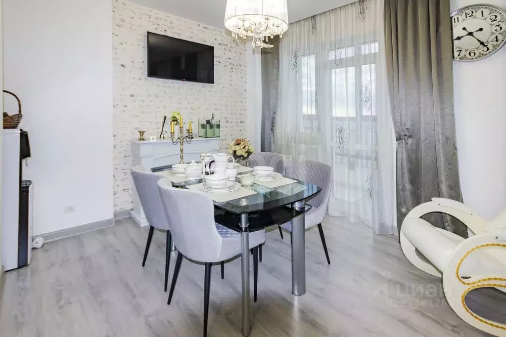 2-к кв. Свердловская область, Екатеринбург ул. Московская, 75 (72.0 м) - Фото 1