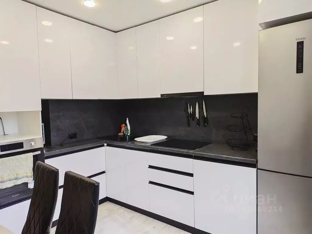 3-к кв. Алтай, Майминский район, с. Майма ул. Ленина, 60В (73.0 м) - Фото 1