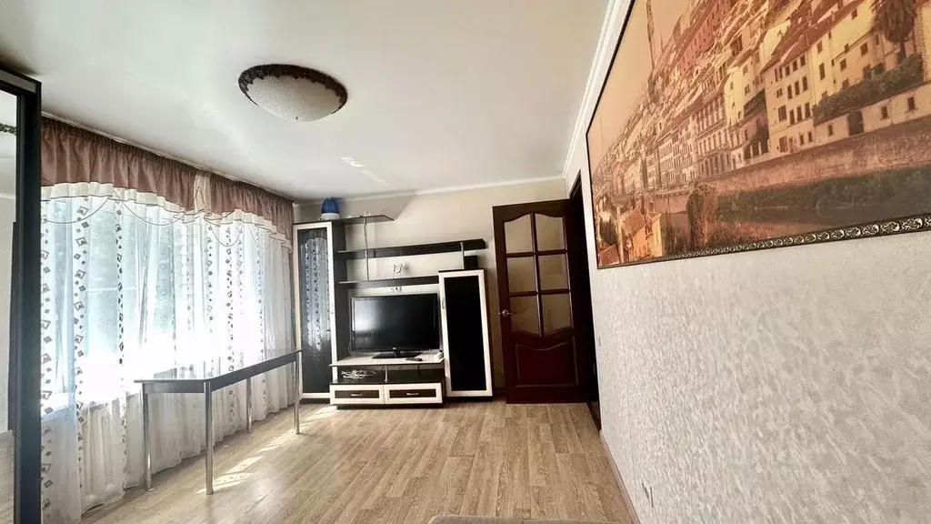 2-к кв. Алтайский край, Барнаул ул. Юрина, 243А (40.0 м) - Фото 2