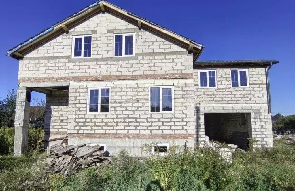 Дом в Калининградская область, Черняховск ул. Кирова, 17 (250 м) - Фото 1