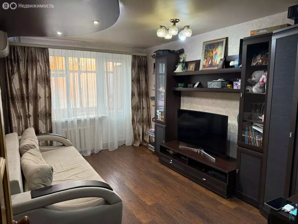 2-комнатная квартира: Батайск, Октябрьская улица, 118 (40 м) - Фото 0
