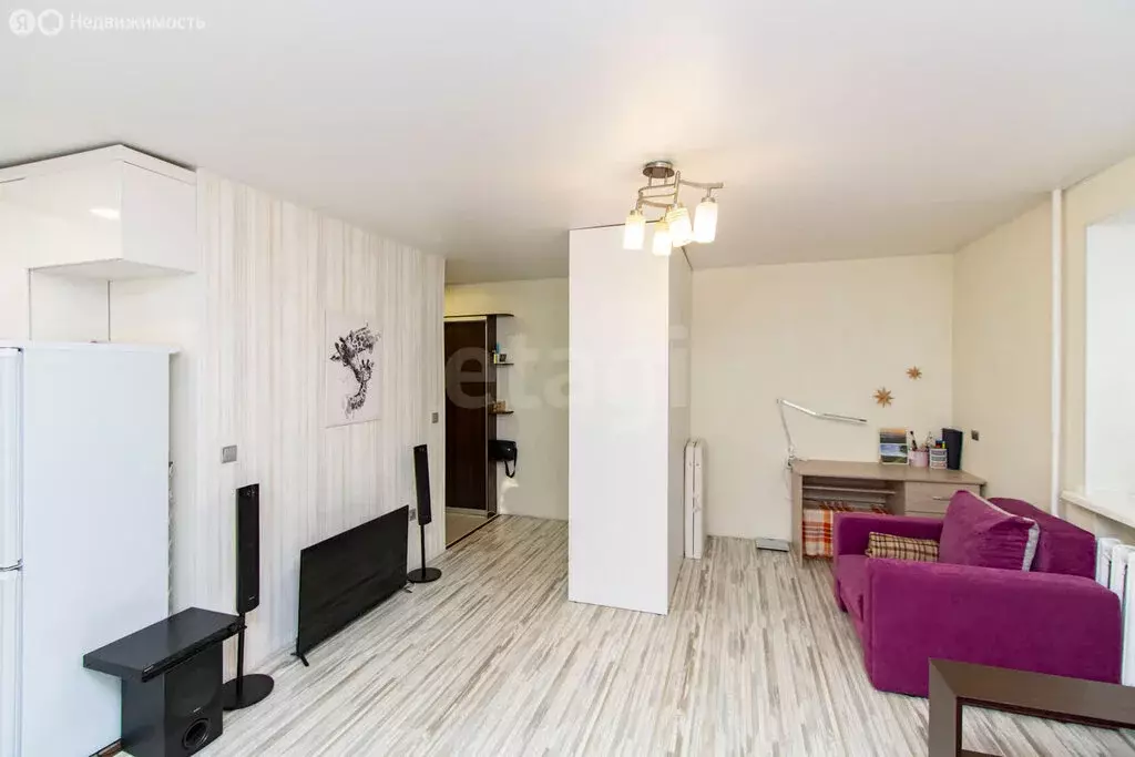 Квартира-студия: Тюмень, улица Мельникайте, 58 (31 м) - Фото 1