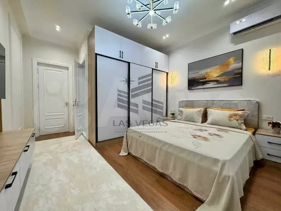 3-к. квартира, 120 м, 7/8 эт. - Фото 1