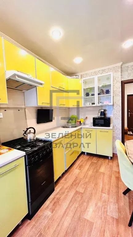 2-к кв. Башкортостан, Стерлитамак ул. Артема, 102 (50.1 м) - Фото 0