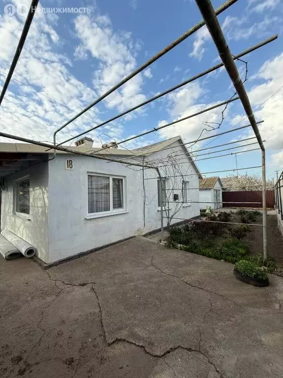 Дом в село Новоивановка, Садовая улица, 18 (60 м) - Фото 1