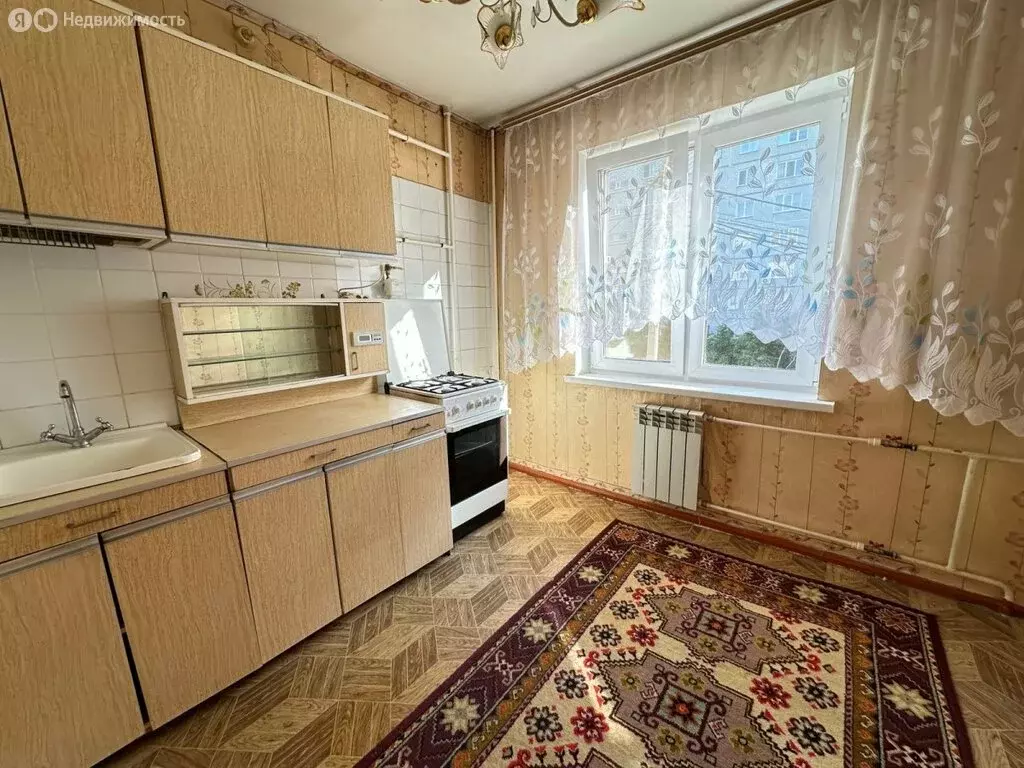 1-комнатная квартира: Омск, улица 70 лет Октября, 6/1 (37.4 м) - Фото 0