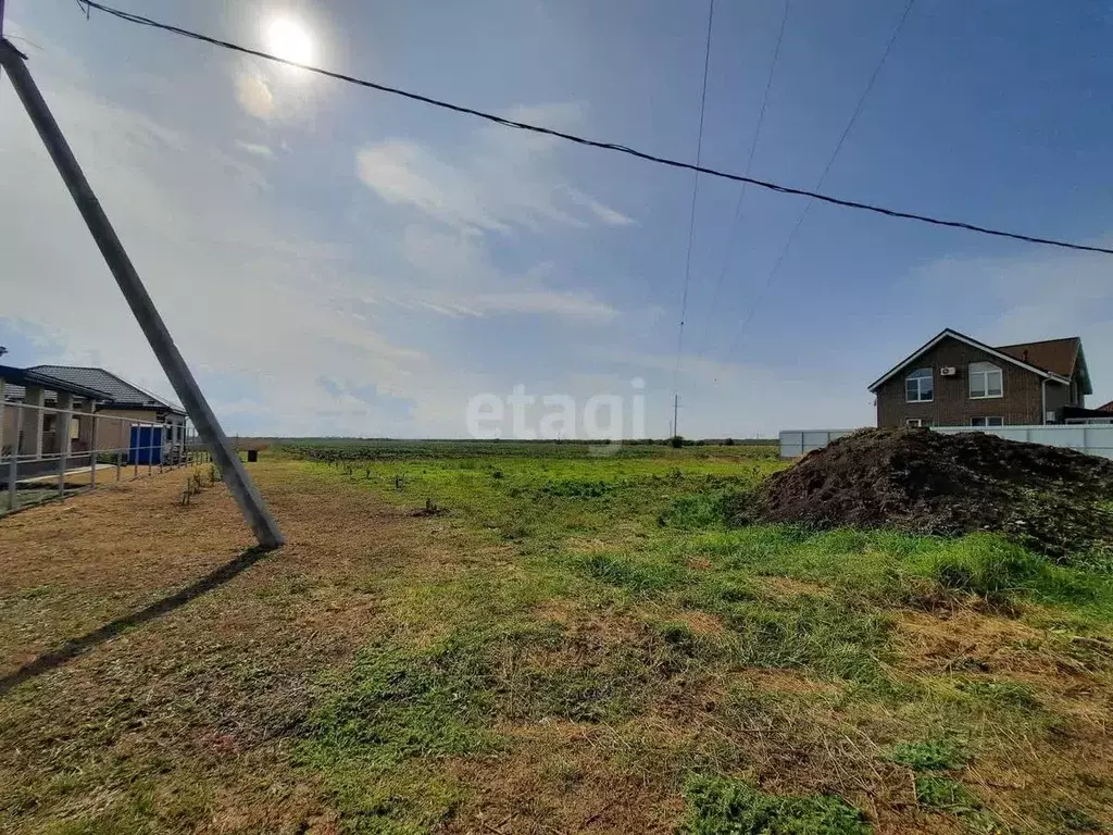 Участок в Краснодарский край, Ейск Красная ул., 83/4 (6.38 сот.) - Фото 0