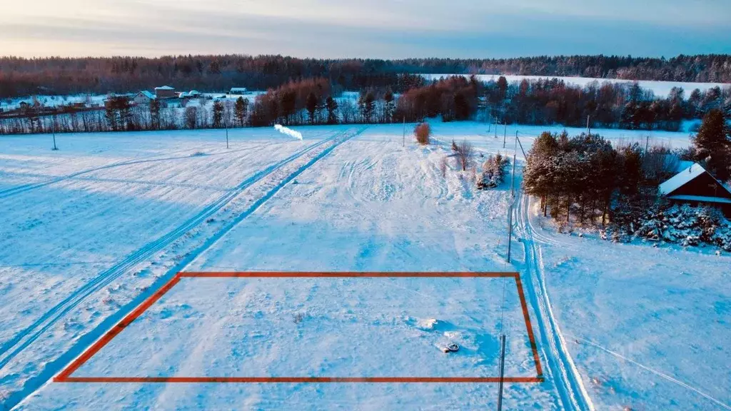Участок в Ленинградская область, Приозерский район, Красноозерное ... - Фото 1
