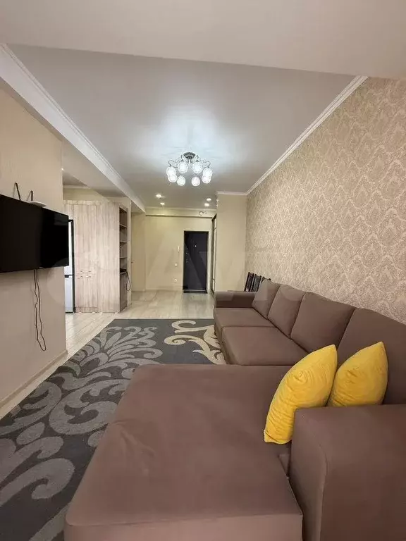 1-к. квартира, 42,3 м, 3/8 эт. - Фото 0