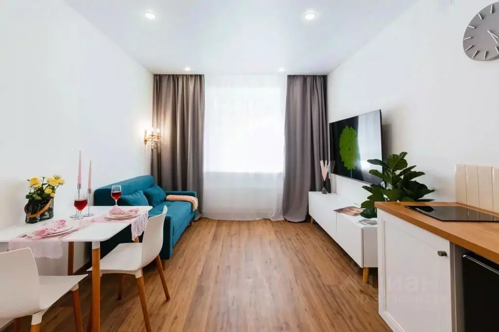 1-к кв. Тюменская область, Тюмень Новгородская ул., 22 (39.0 м) - Фото 1