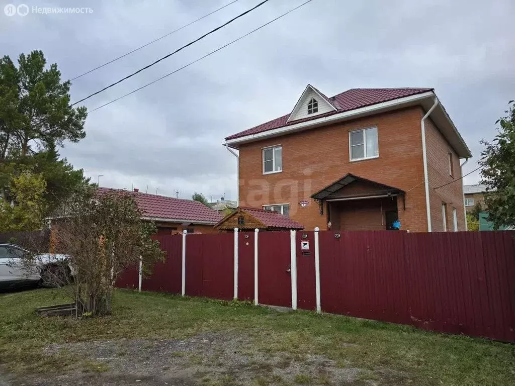 Дом в Омская область, рабочий посёлок Любинский, улица Чкалова (126.2 ... - Фото 1