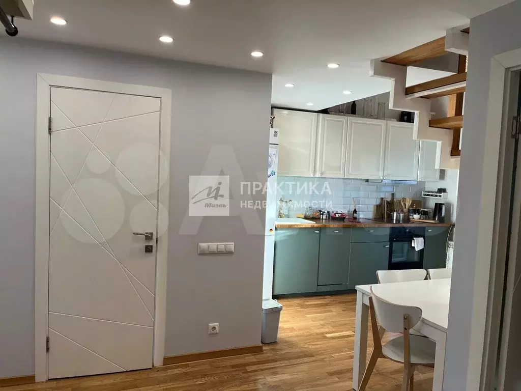 3-к. квартира, 68,5 м, 4/4 эт. - Фото 0