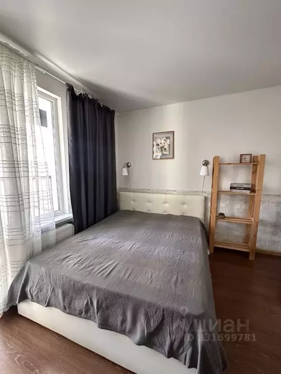 Студия Санкт-Петербург бул. Головнина, 10 (21.3 м) - Фото 1