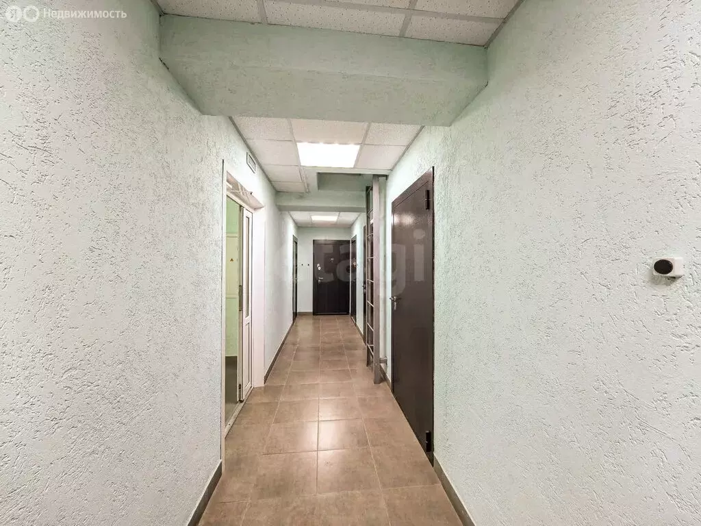 4-комнатная квартира: Октябрьский, Лучезарная улица, 17 (85.6 м) - Фото 1