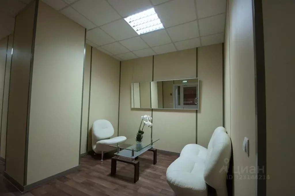 Офис в Новосибирская область, Искитим ул. Чкалова, 3 (42 м) - Фото 2