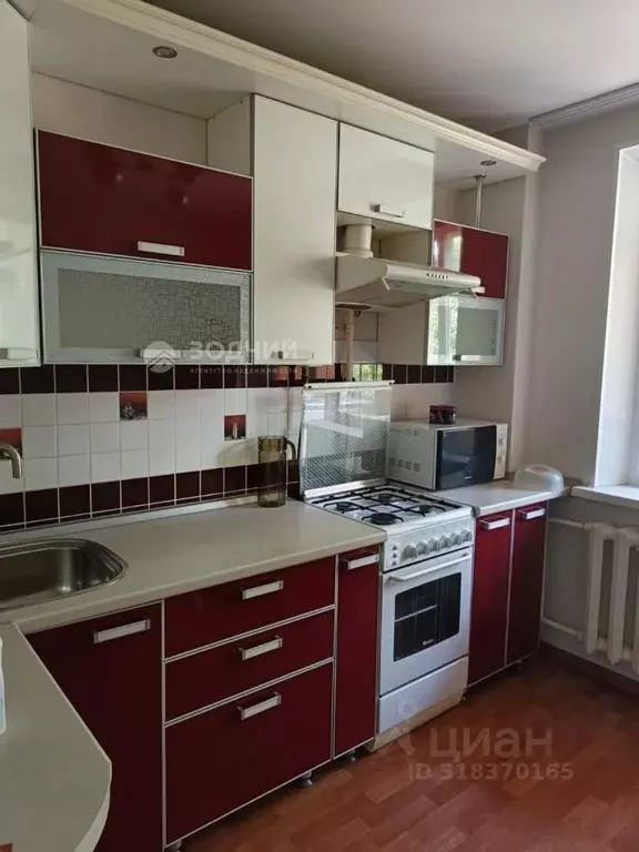 2-к кв. Чувашия, Чебоксары Хузангая ул., 9к1 (53.0 м) - Фото 1