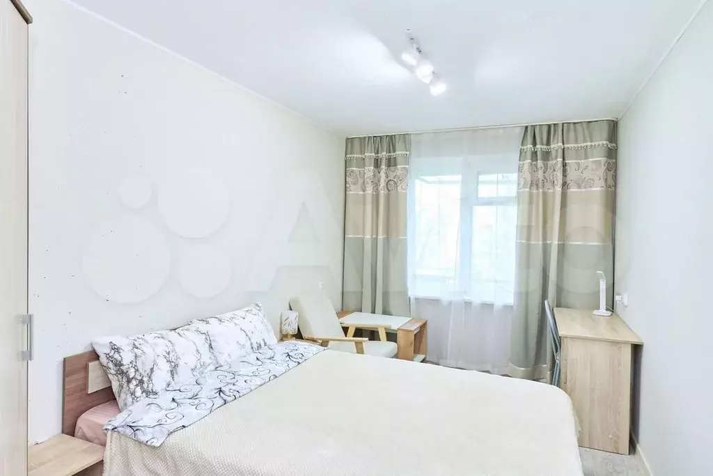 Комната 12 м в 4-к., 3/5 эт. - Фото 0