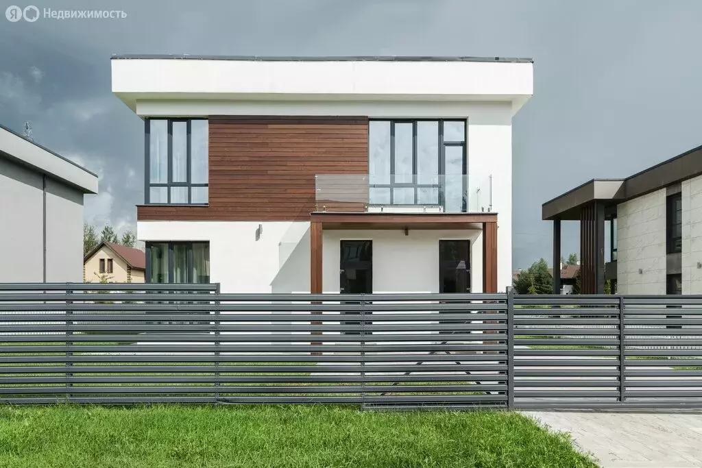 Дом в деревня Большое Сареево, КП Горки-XXI, 2 (261 м) - Фото 1