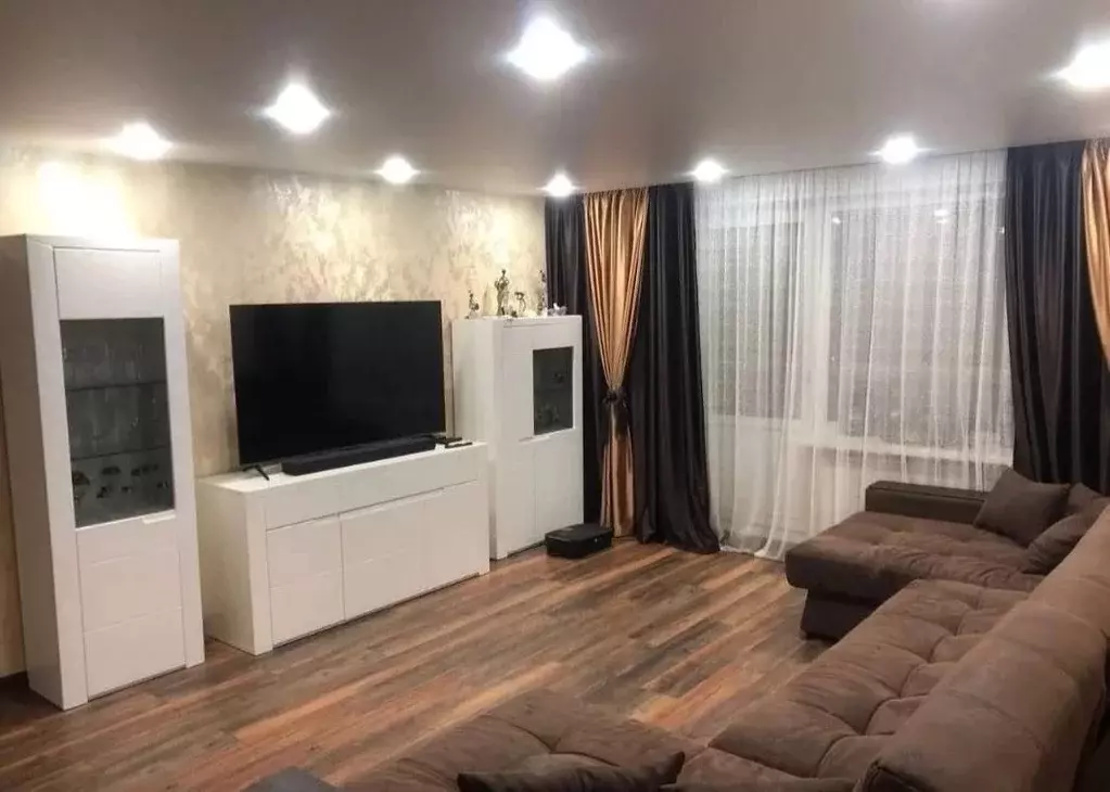 Продаётся 3-к квартира, 71.2 м - Фото 1