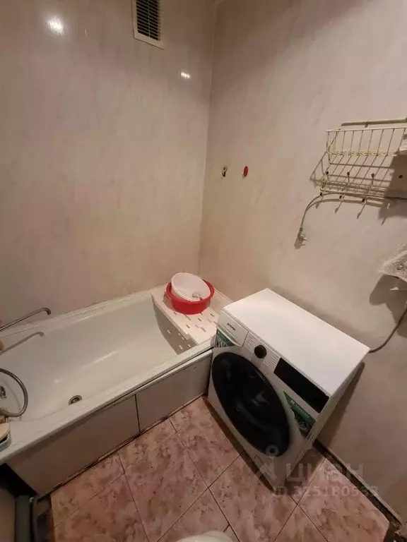 2-к кв. Псковская область, Псков Народная ул., 43 (45.8 м) - Фото 2