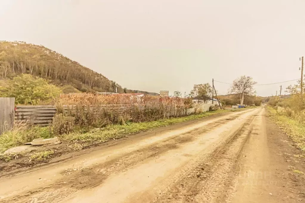 Участок в Сахалинская область, Холмский городской округ, с. Яблочное ... - Фото 1