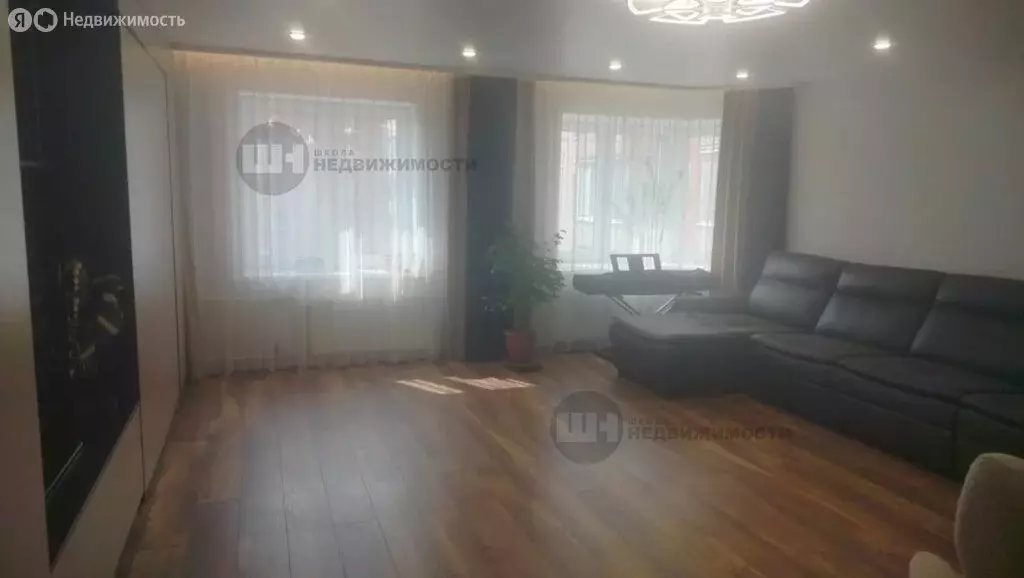 3-комнатная квартира: Санкт-Петербург, улица Коллонтай, 28к1 (110 м) - Фото 1
