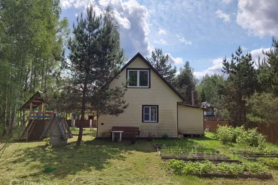 Дом в Псковская область, Куньинская волость, д. Сопки  (50 м) - Фото 1