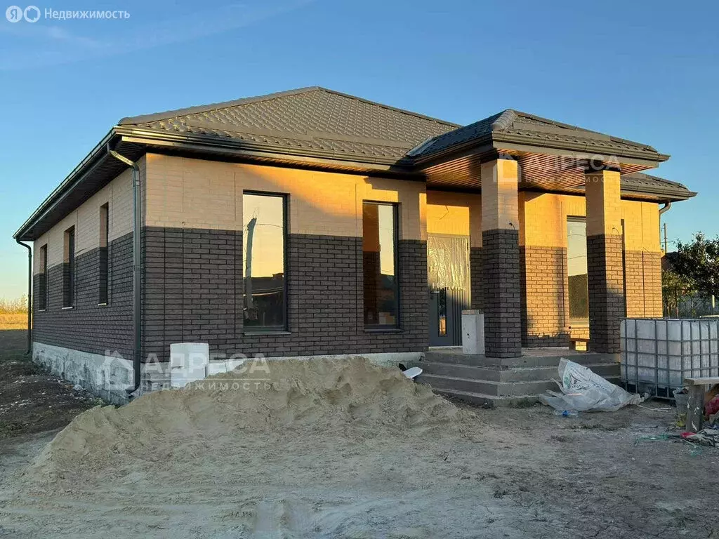 Дом в село Кулешовка, улица Ленина, 318 (120 м) - Фото 1