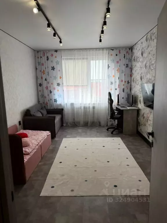 2-к кв. Адыгея, Тахтамукайский район, Яблоновский пгт ул. Гагарина, ... - Фото 1