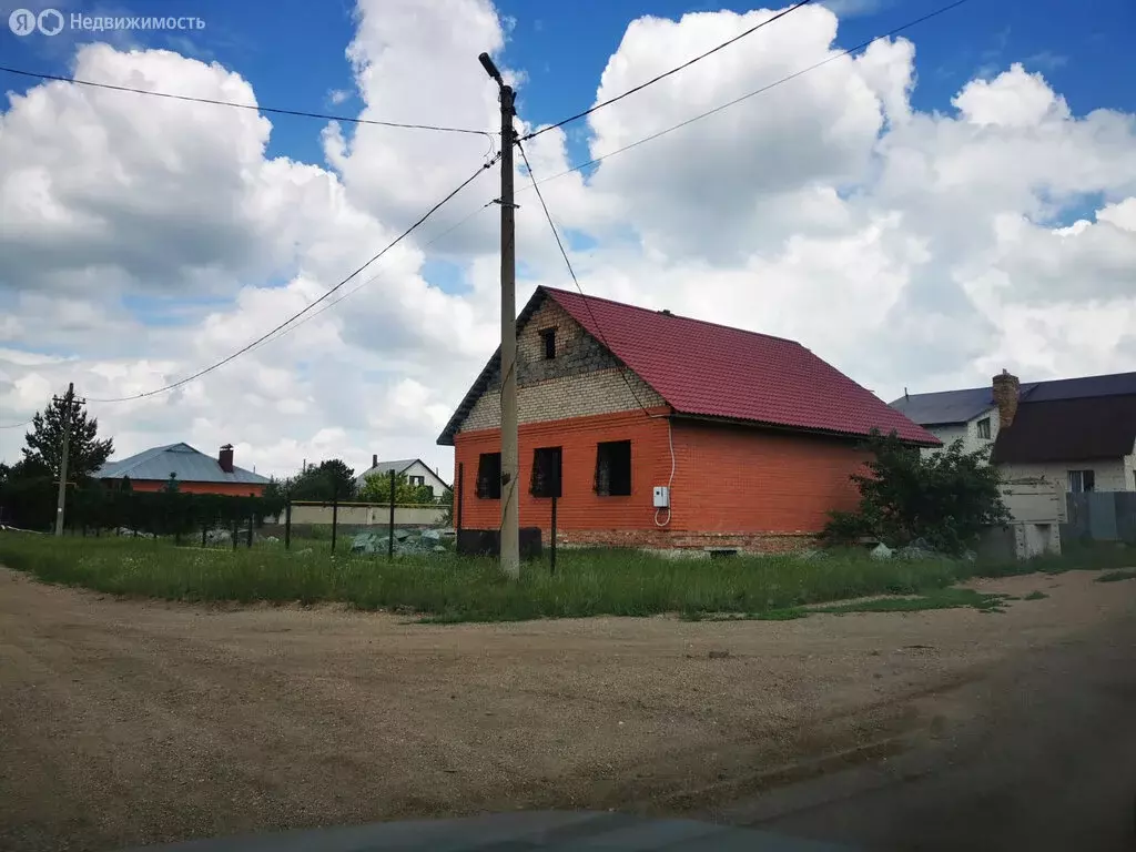 Дом в Орск, посёлок Железнодорожный, 2-й Братский переулок, 1 (140 м) - Фото 0