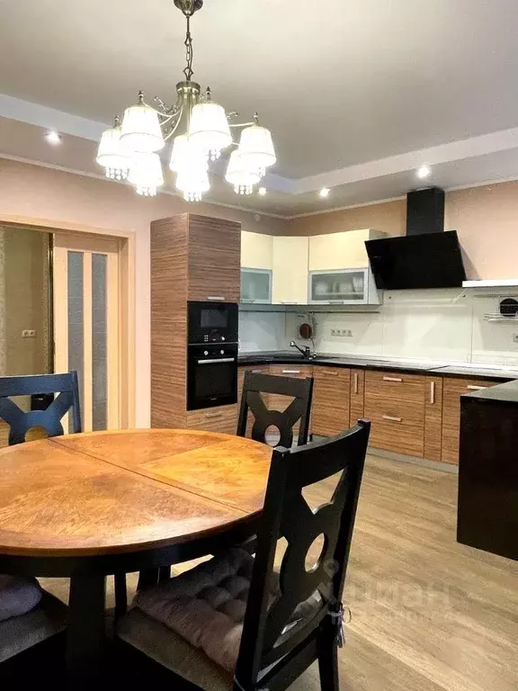 3-к кв. Краснодарский край, Сочи Центральный мкр, ул. Горького, 87/1 ... - Фото 1