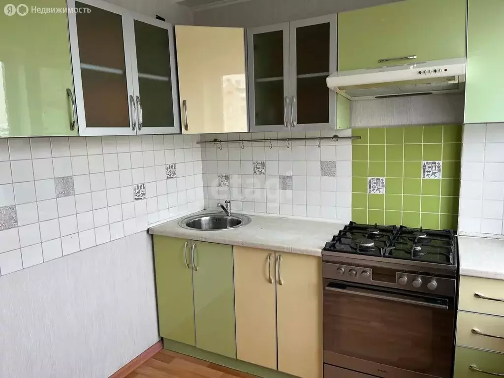 2-комнатная квартира: Абакан, Запорожская улица, 1 (47.4 м) - Фото 0