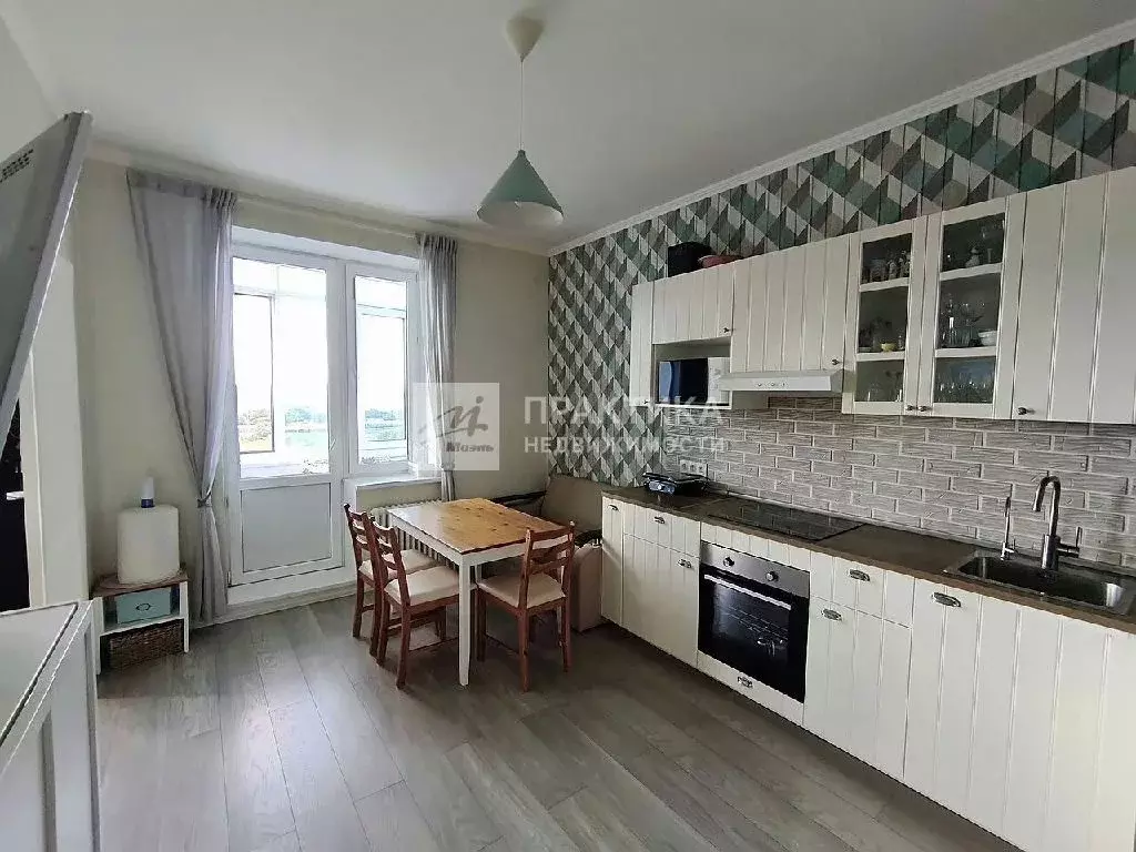 Продается 2-комнатная квартира - Фото 1