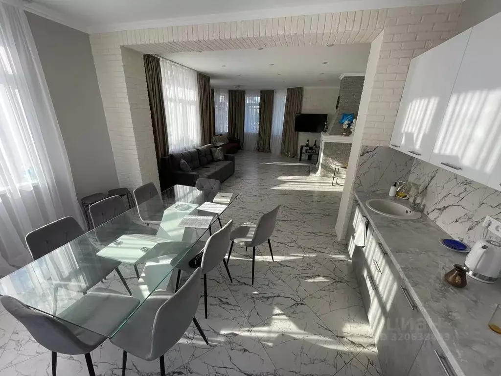 Дом в Самарская область, Волжский район, Черноречье с/пос, с. ... - Фото 1