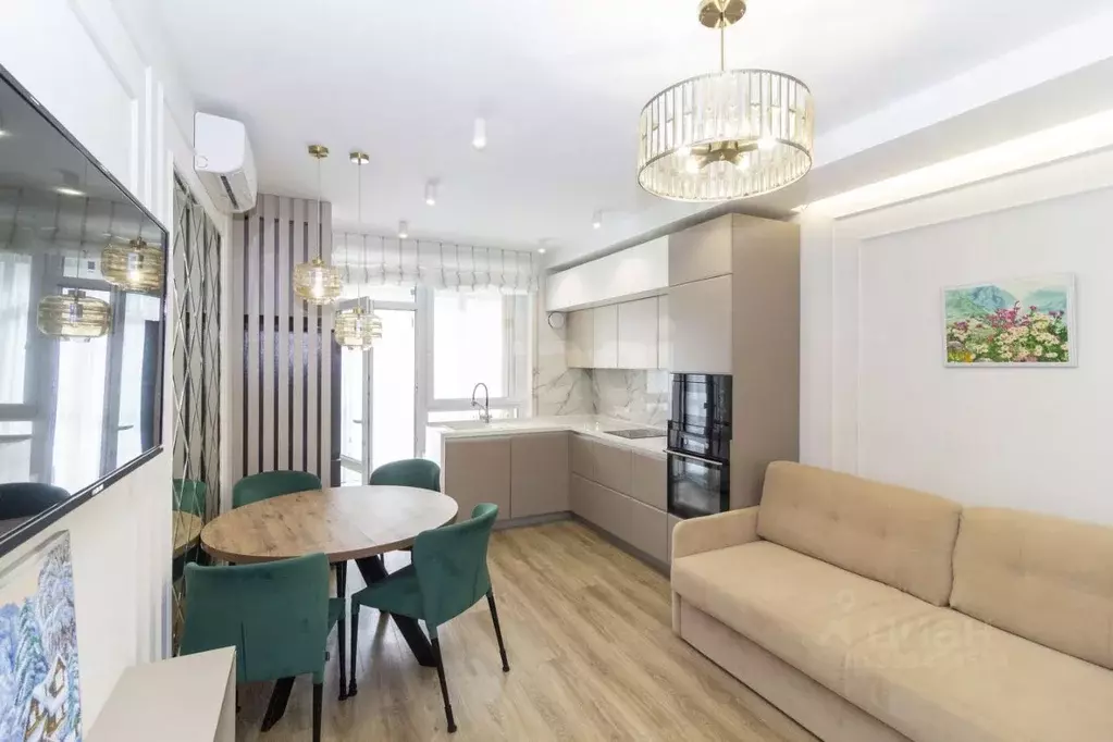 3-к кв. Тюменская область, Тюмень ул. Федюнинского, 30к6 (82.1 м) - Фото 1
