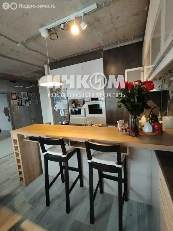 3-комнатная квартира: Красногорск, улица Игоря Мерлушкина, 2 (65.2 м) - Фото 1