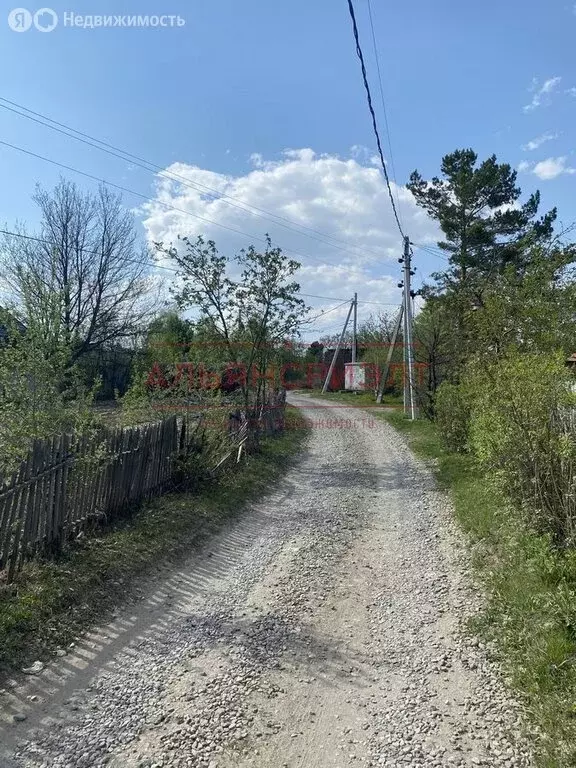 Участок в село Новолуговое, Центральная улица (5 м) - Фото 1