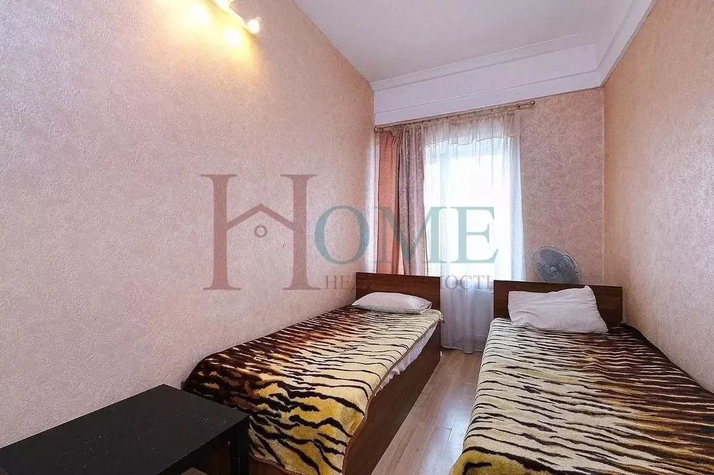 3-к кв. Новосибирская область, Новосибирск ул. Челюскинцев, 7 (70.0 м) - Фото 2