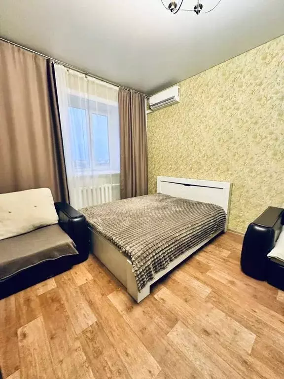 1-к кв. Татарстан, Казань ул. Адоратского, 1а (52.0 м) - Фото 1