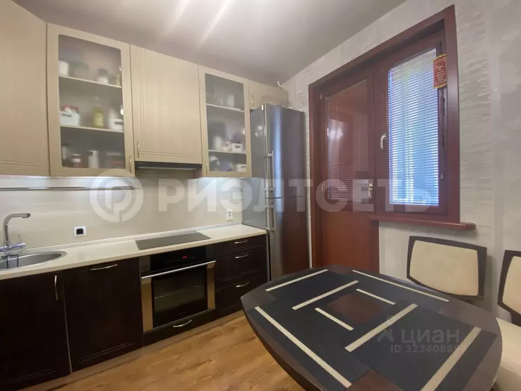 2-к кв. Мурманская область, Мурманск ул. Шмидта, 8 (56.9 м) - Фото 2