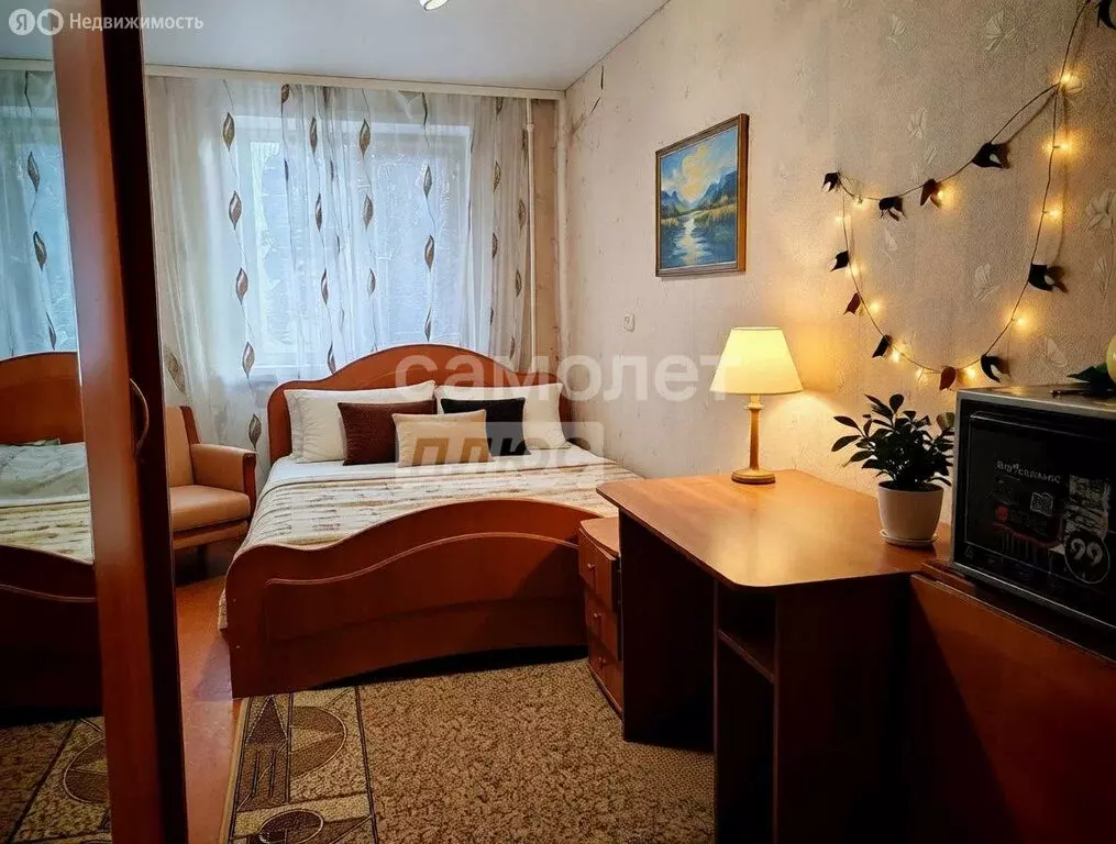 2-комнатная квартира: Омск, улица Дианова, 19А (45 м) - Фото 1