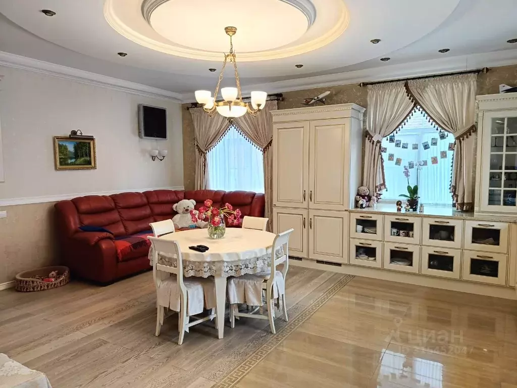 Таунхаус в Москва ул. Диккенса, 99 (150 м) - Фото 1