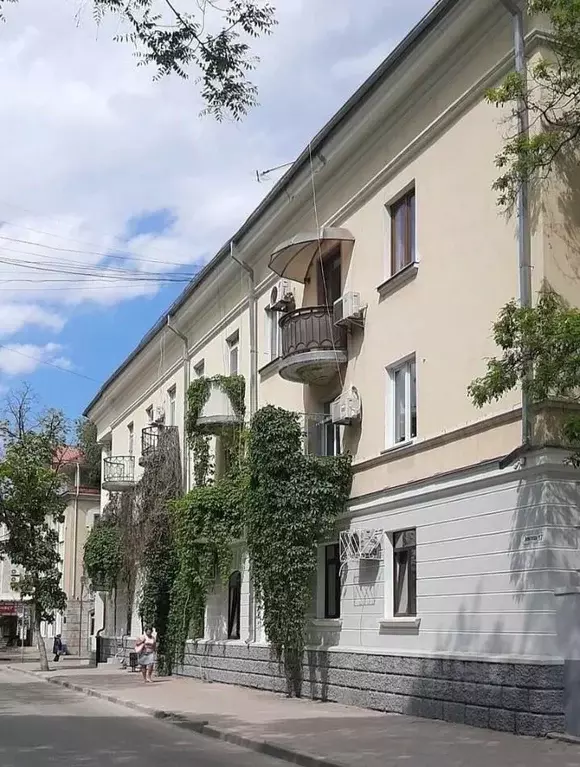 2-к кв. Крым, Феодосия ул. Земская, 17 (63.0 м) - Фото 1