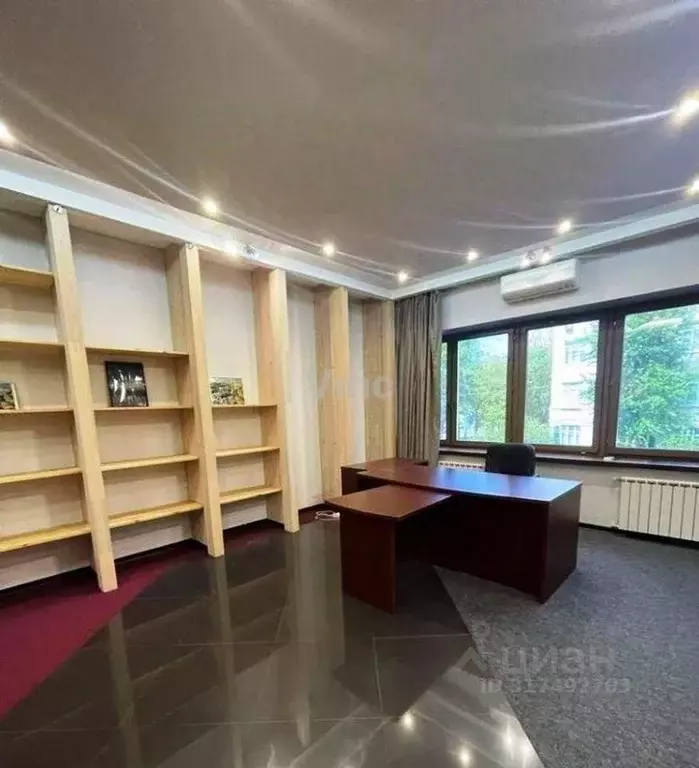 Офис в Москва ул. Гашека, 2С1 (296 м) - Фото 1