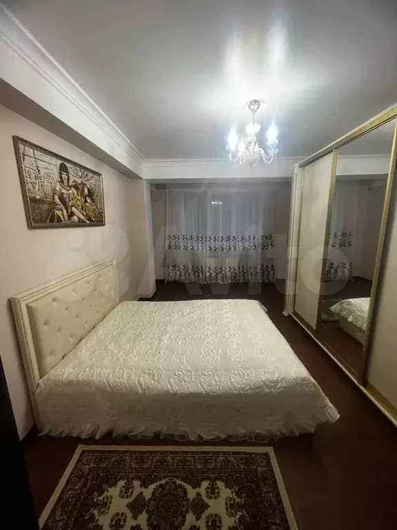 2-к. квартира, 70 м, 2/9 эт. - Фото 1