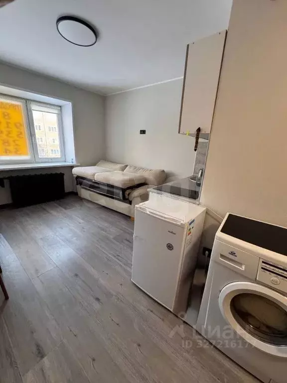 Студия Тюменская область, Тюмень ул. Мельникайте, 83 (17.7 м) - Фото 1