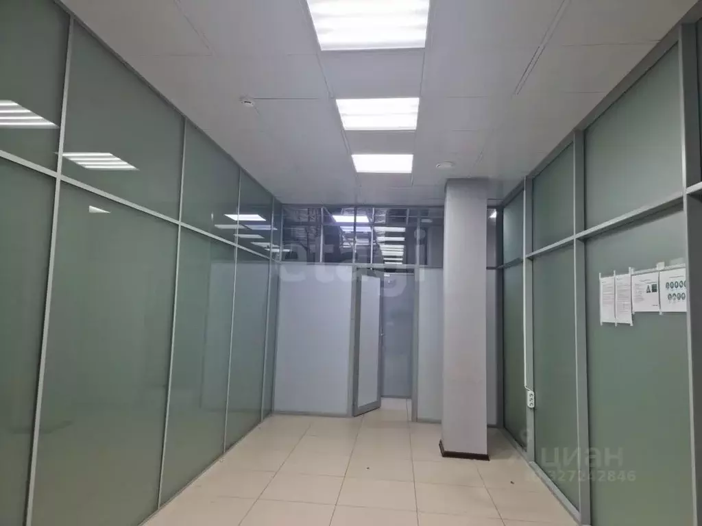 Офис в Ямало-Ненецкий АО, Новый Уренгой просп. Губкина, 14А (21 м) - Фото 2