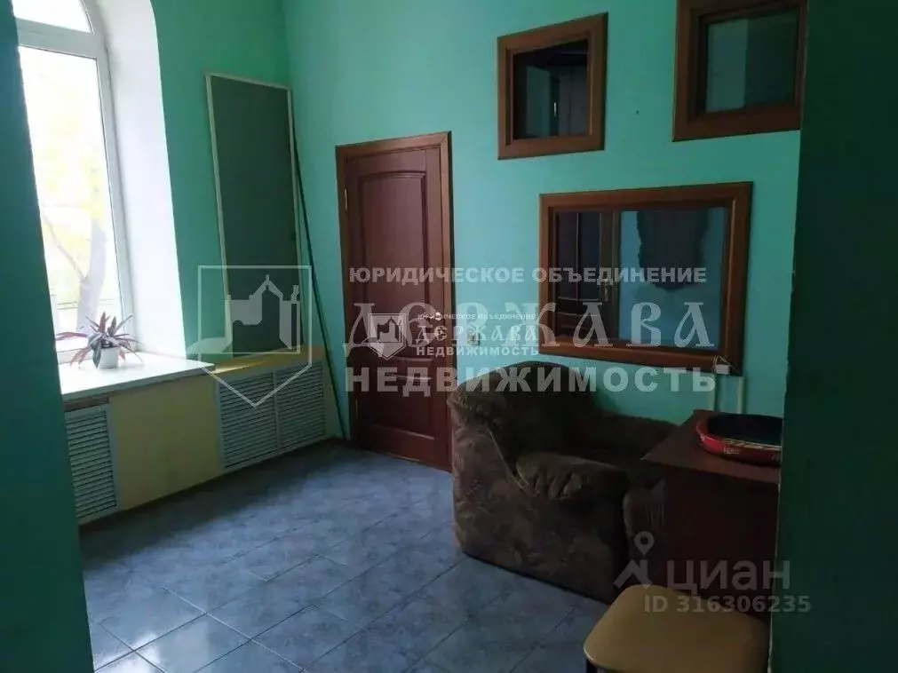 Помещение свободного назначения в Кемеровская область, Юрга Заводская ... - Фото 1